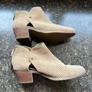 Light tan bootie heel